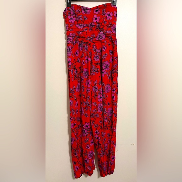 B.O.G Red & Purple Floral Print Strapless Jumpsuit | Size Large - Picture 1 of 8
